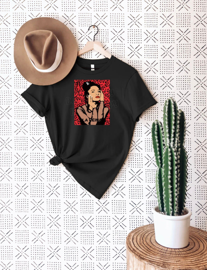 La Reina Selena Graphic Tee